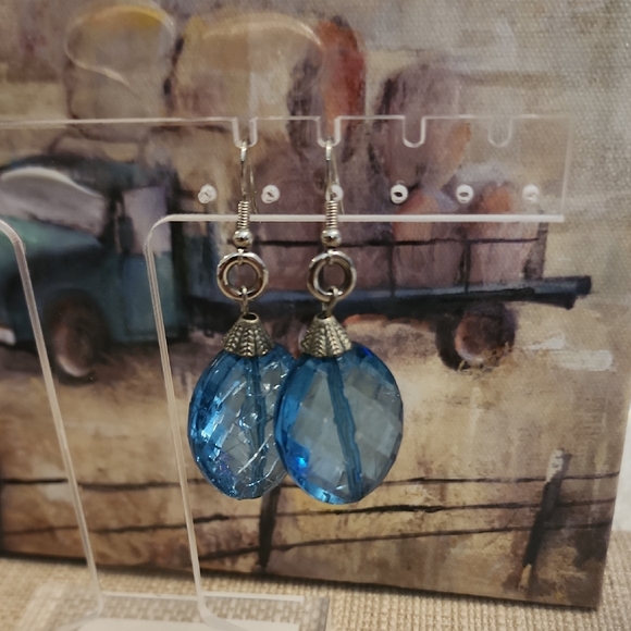 Hand Crafted Jewelry - Elegant Blue Dangle Earrings